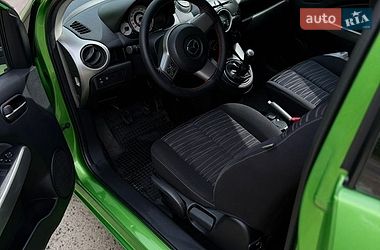 Хэтчбек Mazda 2 2009 в Львове
