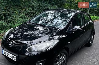 Хетчбек Mazda 2 2011 в Києві