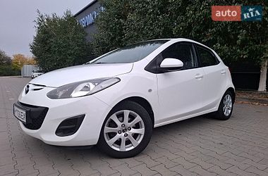 Хэтчбек Mazda 2 2013 в Киеве Хэтчбек Mazda 2 2013 в Киеве