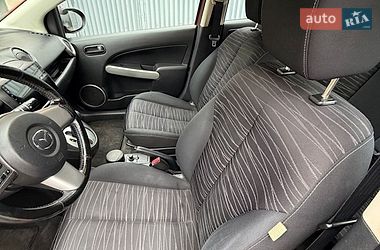 Хетчбек Mazda 2 2008 в Чернівцях