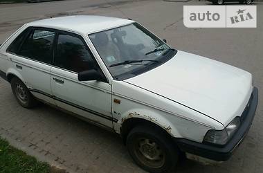 Хетчбек Mazda 323 1987 в Тернополі