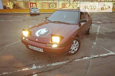 Хэтчбек Mazda 323 1993 в Житомире