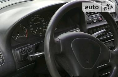 Хэтчбек Mazda 323 1996 в Полонном