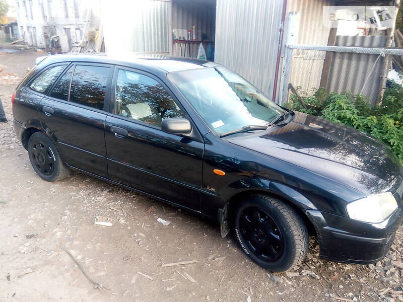 Хэтчбек Mazda 323 1998 в Львове