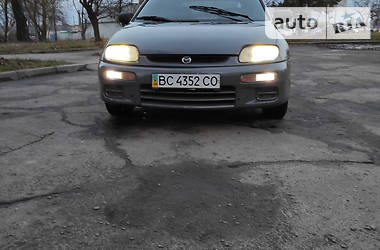 Седан Mazda 323 1996 в Дрогобыче