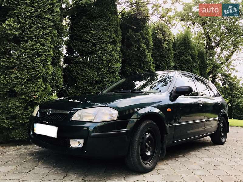 Хэтчбек Mazda 323 2001 в Львове