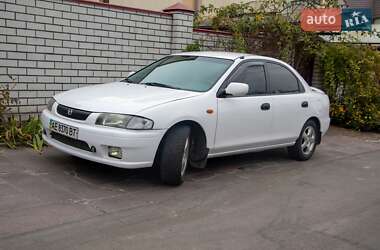 Седан Mazda 323 1998 в Днепре