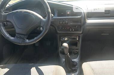 Седан Mazda 323 1995 в Верхнеднепровске