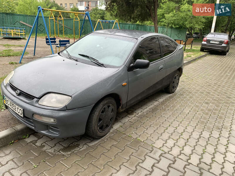 Седан Mazda 323 1996 в Надворной фото 7 Седан Mazda 323 1996 в Надворной