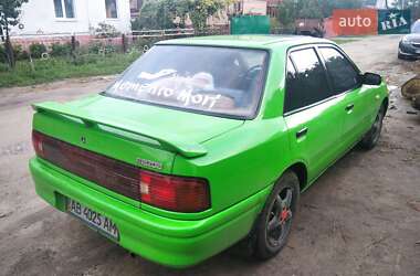 Седан Mazda 323 1991 в Изяславе