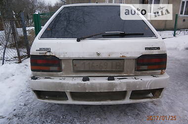 Хэтчбек Mazda 323 1986 в Калуше
