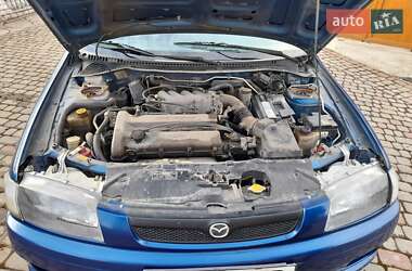 Седан Mazda 323 1997 в Тлумачі
