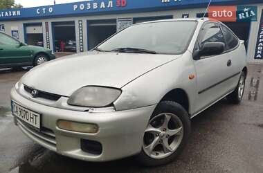 Хэтчбек Mazda 323 1998 в Киеве