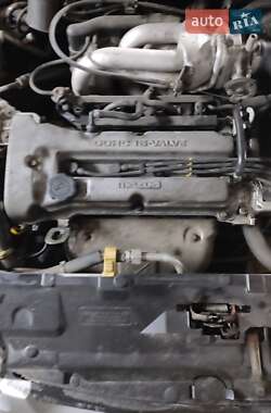 Хэтчбек Mazda 323 1998 в Киеве