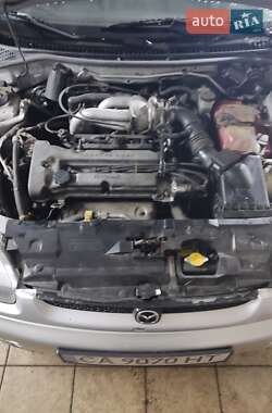 Хэтчбек Mazda 323 1998 в Киеве