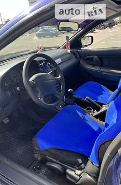 Седан Mazda 323 1996 в 