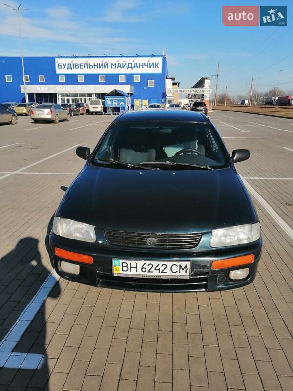 Седан Mazda 323 1996 в Одессе