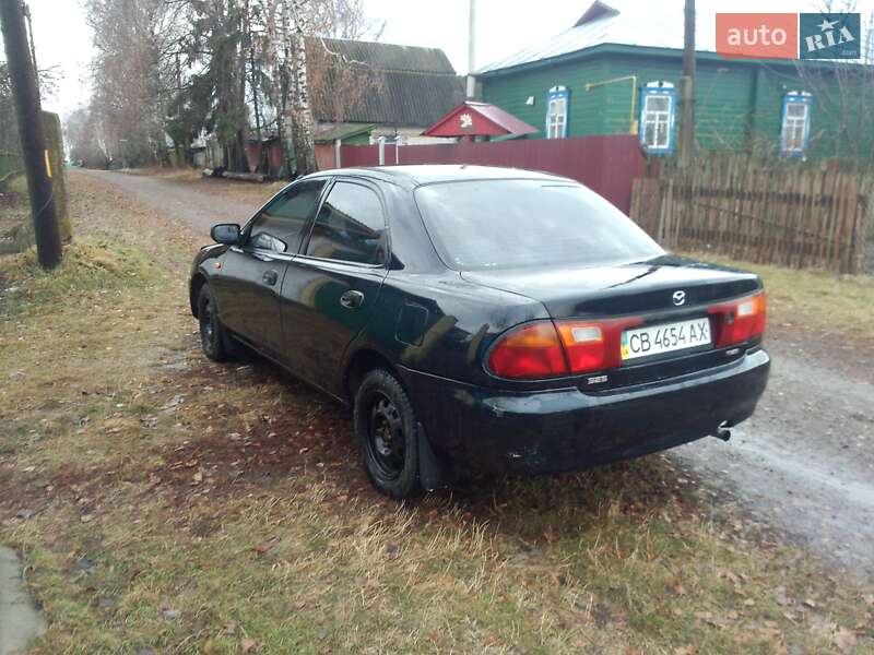 Mazda 323 1996