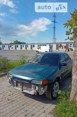 Седан Mazda 323 1992 в Івано-Франківську