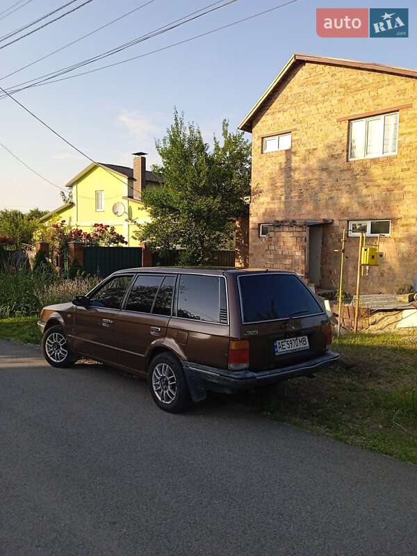 Универсал Mazda 323 1987 в Днепре