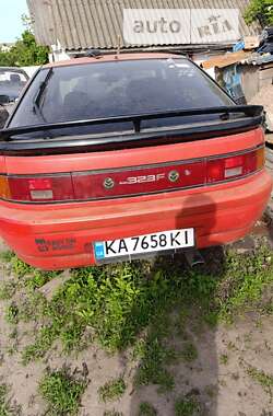 Седан Mazda 323 1990 в Драбове