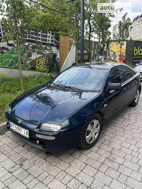 Хетчбек Mazda 323 1996 в Івано-Франківську