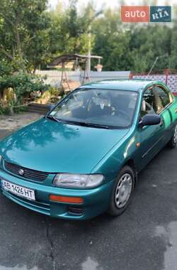 Седан Mazda 323 1996 в Калиновке