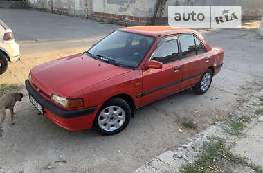 Седан Mazda 323 1993 в Одесі