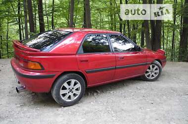 Хэтчбек Mazda 323 1994 в Косове