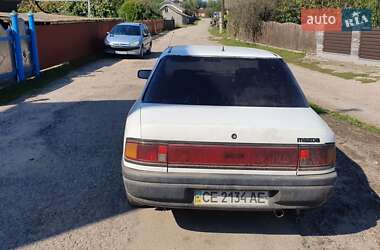 Седан Mazda 323 1993 в Черновцах