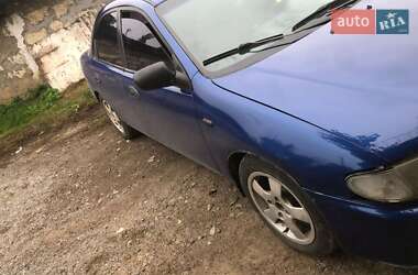 Седан Mazda 323 1995 в Подольске