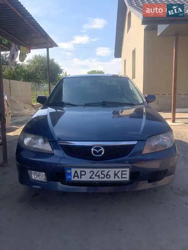 Mazda 323 2002