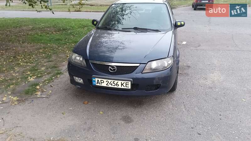 Седан Mazda 323 2002 в Запорожье