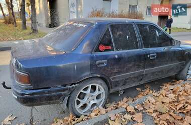 Седан Mazda 323 1992 в Івано-Франківську