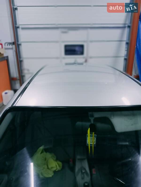 Хэтчбек Mazda 323 2001 в Киеве фото 9 Хэтчбек Mazda 323 2001 в Киеве