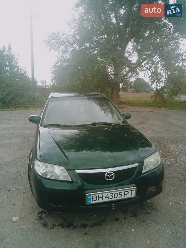Седан Mazda 323 2002 в Білгороді-Дністровському