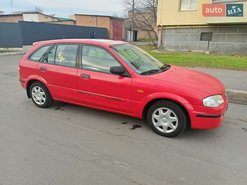 Mazda 323 1998