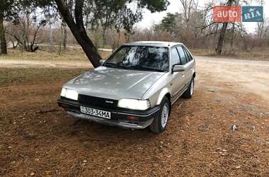 Хэтчбек Mazda 323 1989 в Киеве