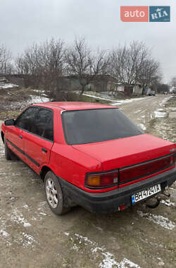 Седан Mazda 323 1992 в Подольске