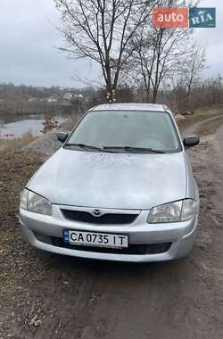 Седан Mazda 323 1999 в Звягелі