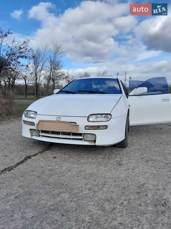 Хэтчбек Mazda 323 1995 в Кривом Роге