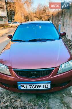 Седан Mazda 323 2003 в 
