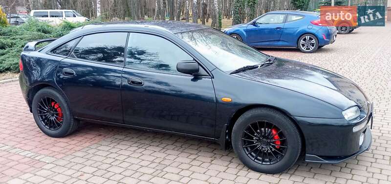 Хэтчбек Mazda 323 1995 в Виннице