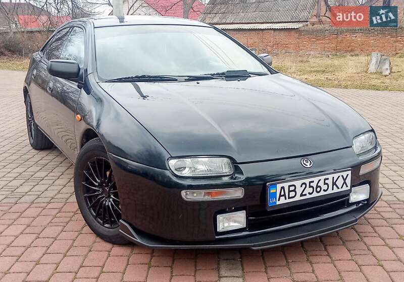 Хэтчбек Mazda 323 1995 в Виннице