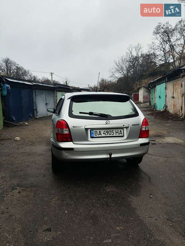 Хэтчбек Mazda 323 1998 в Светловодске