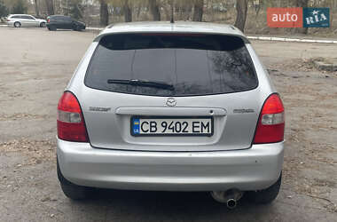 Хэтчбек Mazda 323 2002 в 