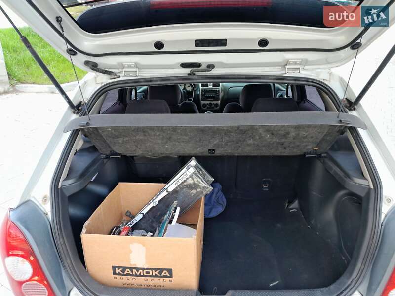 Хэтчбек Mazda 323 2001 в Тернополе