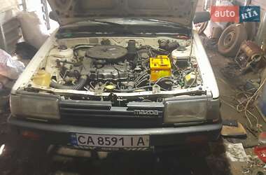 Седан Mazda 323 1986 в Золотоноші