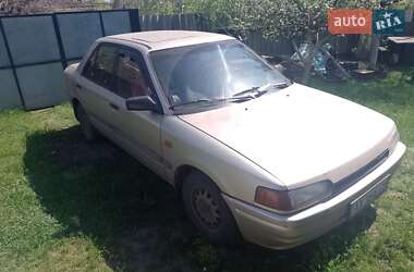 Седан Mazda 323 1992 в Харькове