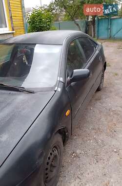 Хетчбек Mazda 323 1994 в 